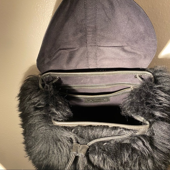 Y3 YOHJI YAMAMOTO Adidas Rare Shearling Sherpa Leather Oversized Bag - Picture 7 of 16